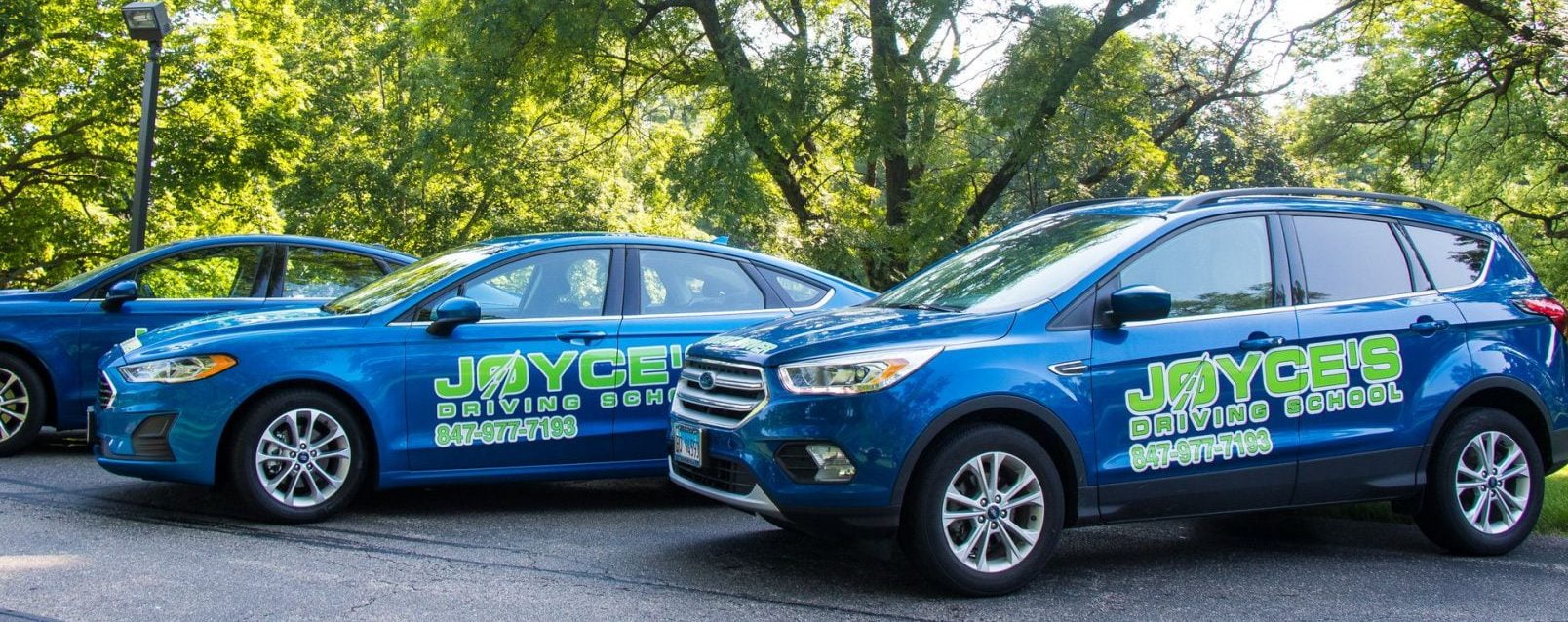 Joyce's Driving School offers a variety of programs for both teens and adults in Palatine, Illinois including Behind-the-Wheel and classroom training.